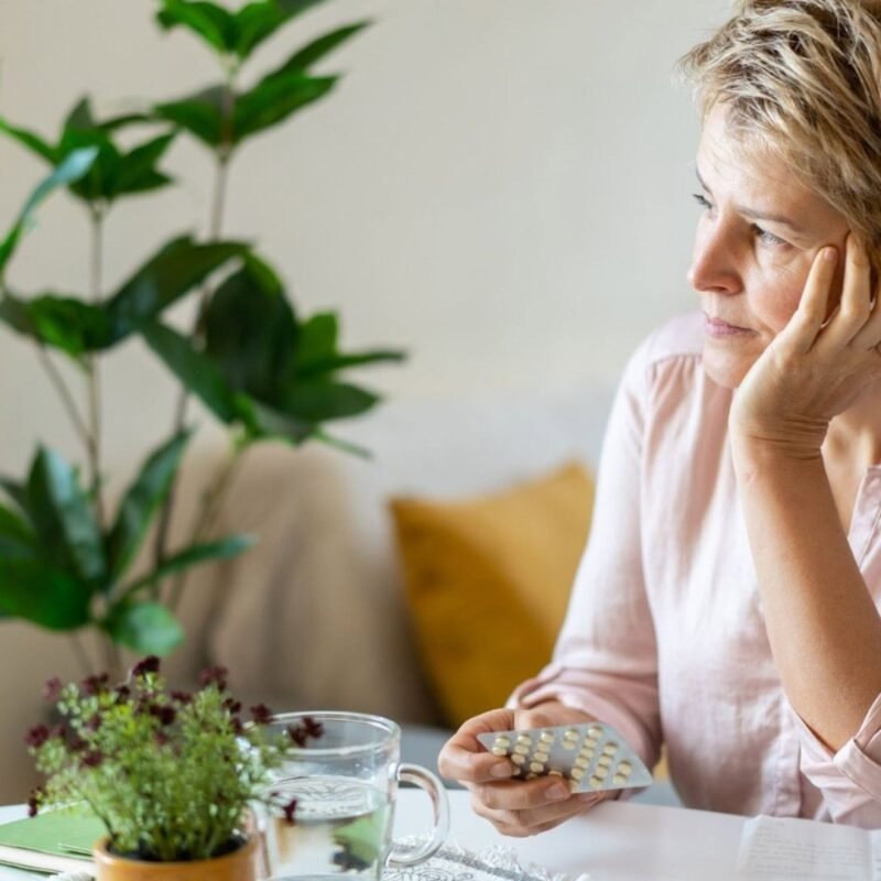 La terapia hormonal sustitutiva para la menopausia no parece afectar el riesgo de demencia